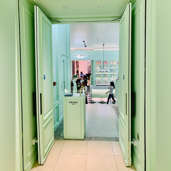 Meet your Posher, Mari - Picture 6 of 16